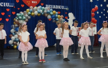 2026-01-22 Dzień Babci i Dziadka w Szkole Podstawowej w Sm&oacute;lniku  34