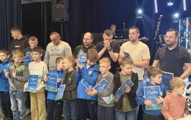 2025-11-16 LZS VICTORIA Sm&oacute;lnik - Koniec rundy jesiennej 21