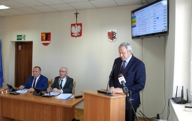 2026-05-2026 Absolutorium i wotum zaufania dla W&oacute;jt Gminy Włocławek 33