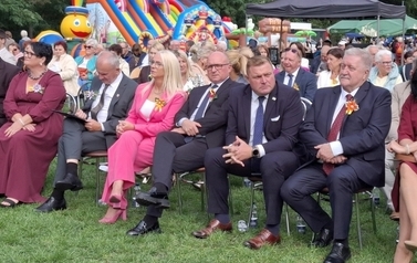 Dożynki Gminno-Parafialne Sm&oacute;lnik 2026 część III 98