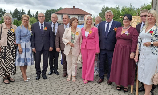 uczestnicy dożynek