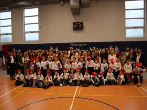 Ślubowanie pierwszych klas w Szkole Podstawowej z Oddziałami Integracyjnymi im. Polskich Noblistów  w Kruszynie